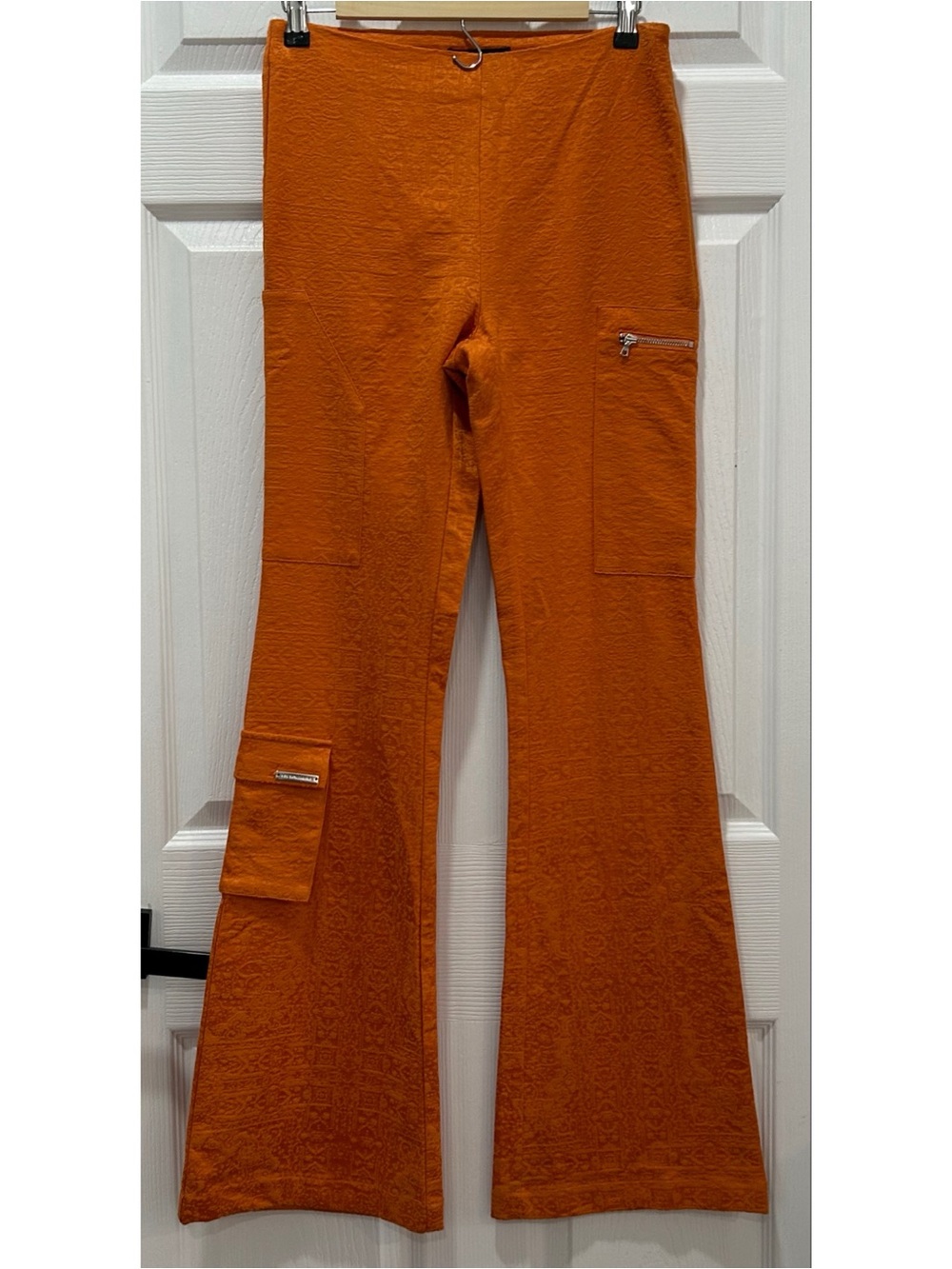 Les Benjamins Women’s Sz Medium Orange Jacquard Flared Pants Side Cargo Pockets